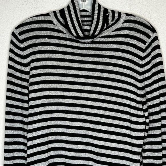 Joseph A Striped Turtleneck Sweater‎ - Picture 2 of 7
